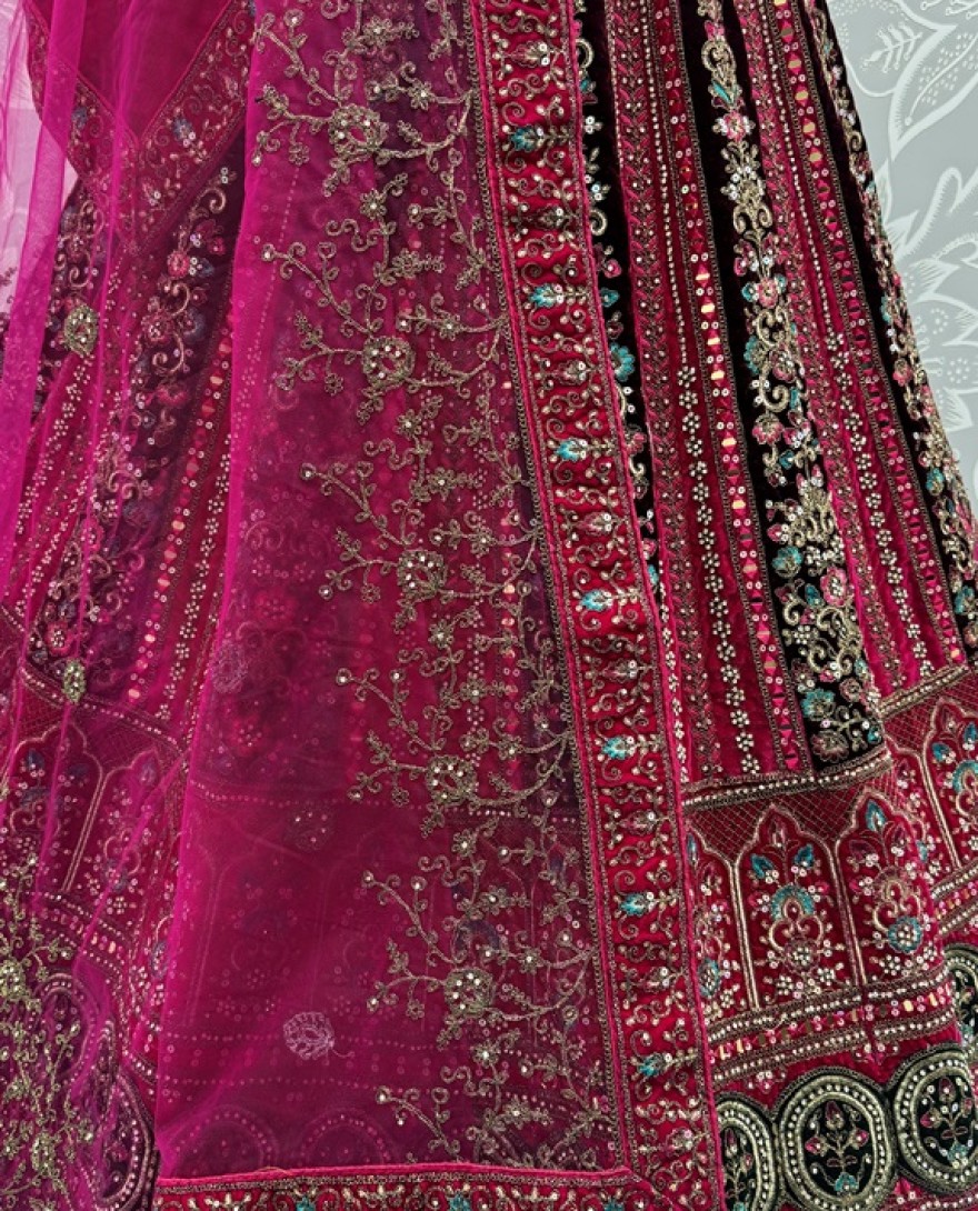 2875-B - Very-Well Detailed Hand Mirror Crafted with Various Embroidery and Doubke dupatta combine Bridal Lehenga Choli